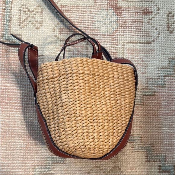Brown Woven Women Bag - Picture 3 of 4